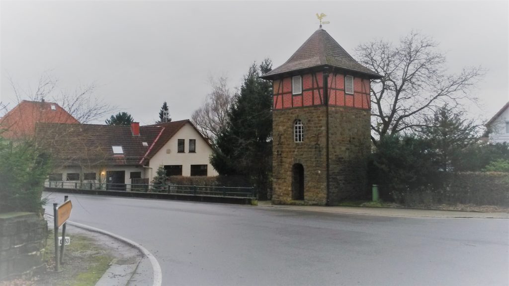 Glockenturm Meierberg und Dorfgemeinschaftshaus